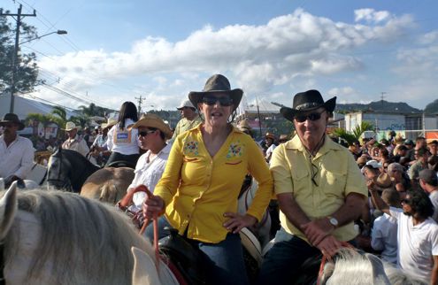 Sam and Mary horseback riding in Palmares Tope, Costa Rica