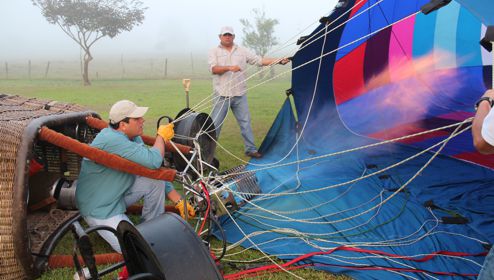 LaFinca-inflating balloon in Costa Rica